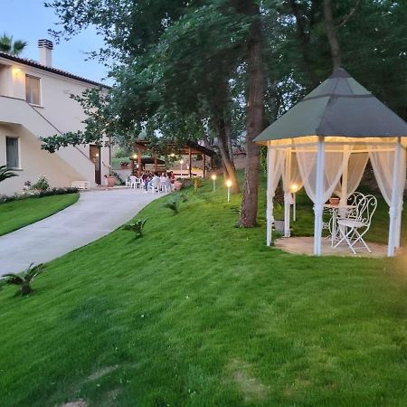 Casale Angela Apartment Torrevecchia Teatina Ngoại thất bức ảnh